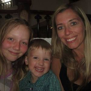 Meet your Posher, Emilie